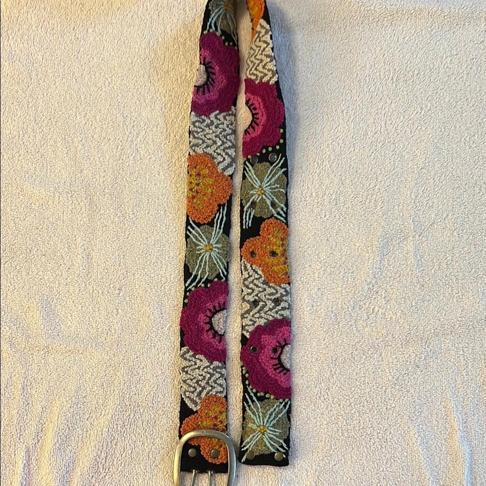 Floral Embroidered Belt